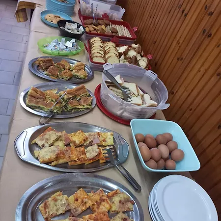 Aidipsos فندق 2*