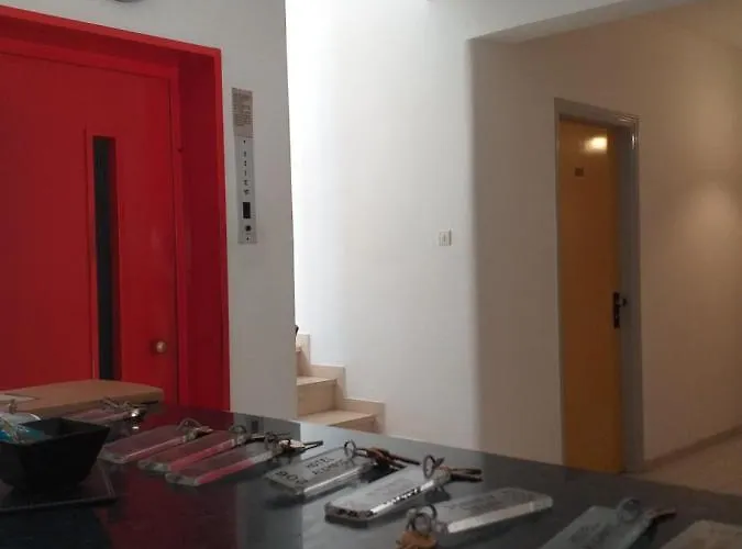 מלון Aidipsos 2*